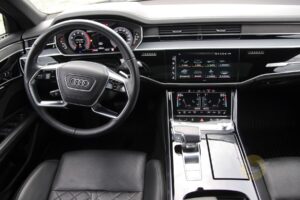 Audi A8 S-line